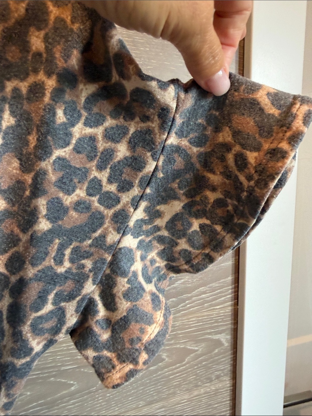 Leopard Print Romper - Picture 6 of 8